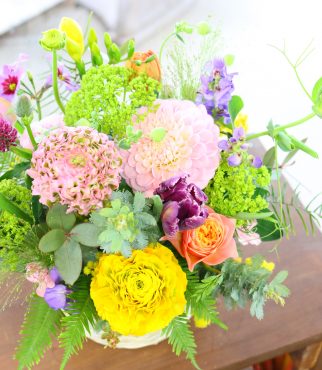 『arrangement -可愛らしくおまかせ-』「沢辺生花店」（奈良県磯城郡川西町の花屋）のギャラリー写真