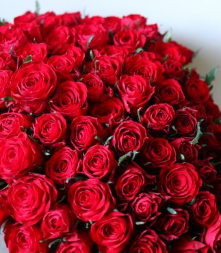 『Bouquet -バラ１０１本の花束-』